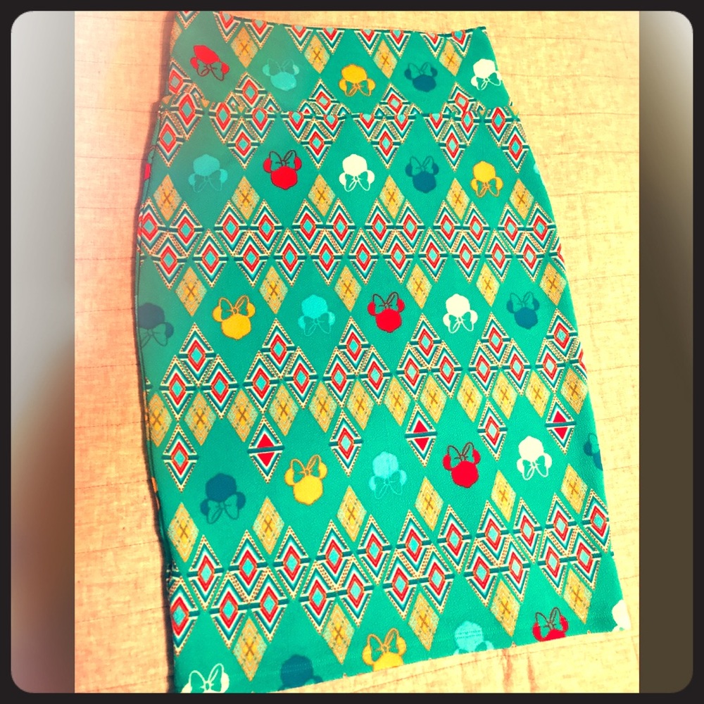 Lularoe Minnie Mouse Cassie Skirt Size XS